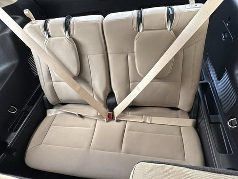 Certified 2021 Ford Explorer 2WD image 24