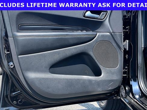 Used 2024 Dodge Durango SXT w/ SXT Blacktop Group AWD/4WD image 20