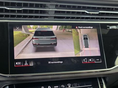 Used 2021 Audi Q7 3.0T Prestige image 19