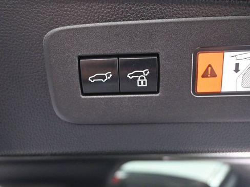 Used 2024 Toyota Land Cruiser Base image 37