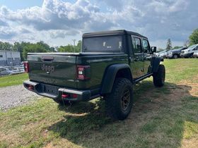Used 2022 Jeep Gladiator Mojave AWD/4WD image 3