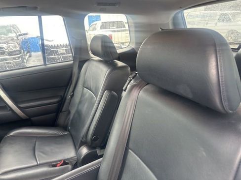 Used 2013 Toyota Highlander SE image 8