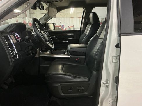 Used 2018 RAM 1500 Laramie w/ Convenience Group image 14