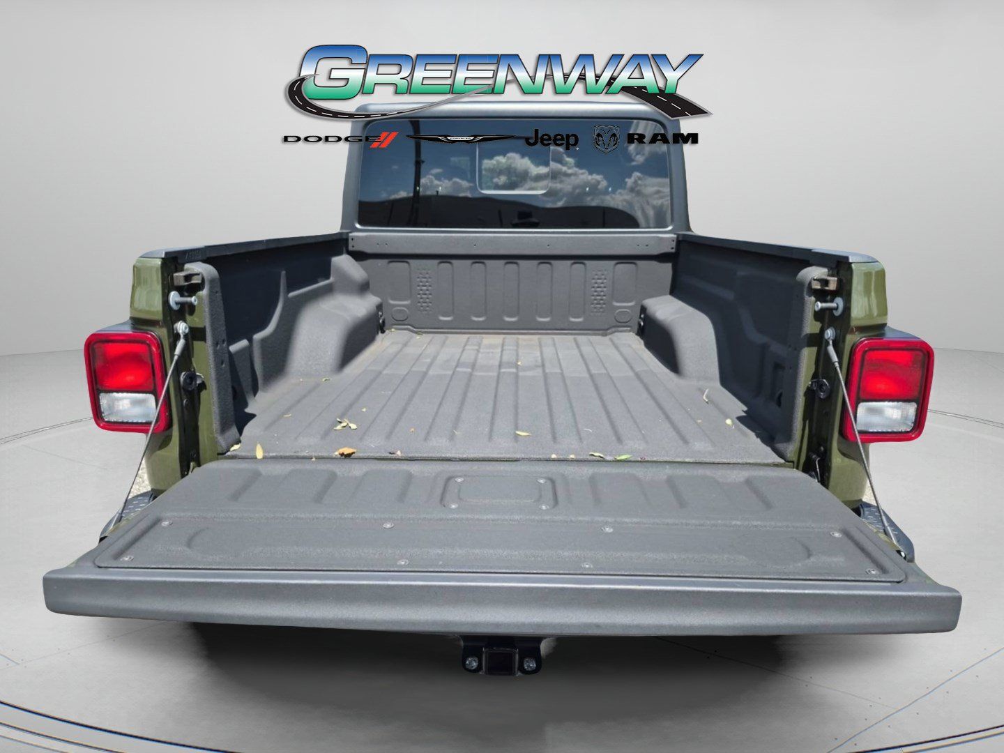 Used 2022 Jeep Gladiator Sport AWD/4WD image 5