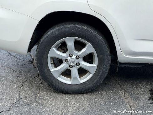 Used 2014 Toyota RAV4 EV image 43