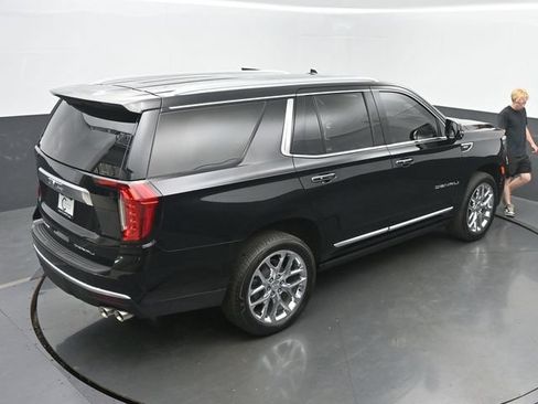 Used 2022 GMC Yukon Denali w/ Denali Ultimate Package AWD/4WD image 41
