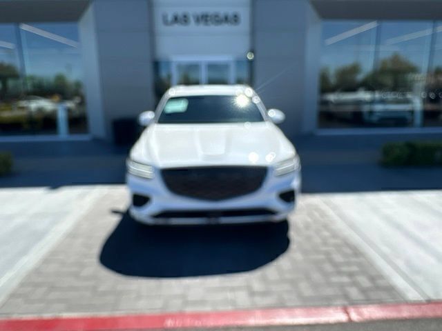 Used 2026 Genesis GV70 2.5T Advanced AWD/4WD image 2