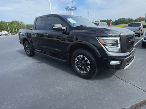 Used 2021 Nissan Titan PRO-4X w/ Pro-4x Convenience Package AWD/4WD image 2
