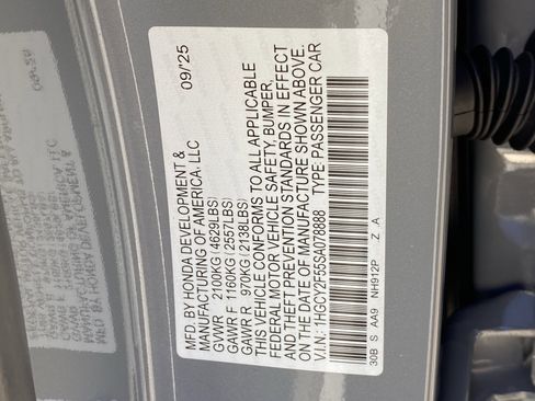 Used 2025 Honda Accord Sport image 30