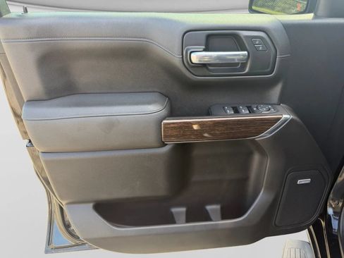 Used 2019 GMC Sierra 1500 Elevation w/ Elevation Value Package AWD/4WD image 13