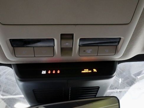 Used 2025 MAZDA CX-30 AWD 2.5 S w/ Preferred Package image 33