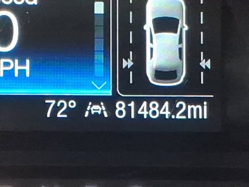 Used 2020 Ford Edge SE FWD image 26