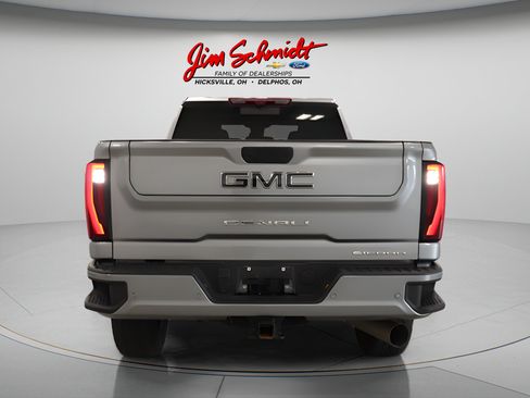 Used 2025 GMC Sierra 2500 Denali Ultimate w/ Snow Plow Prep/Camper Package AWD/4WD image 5