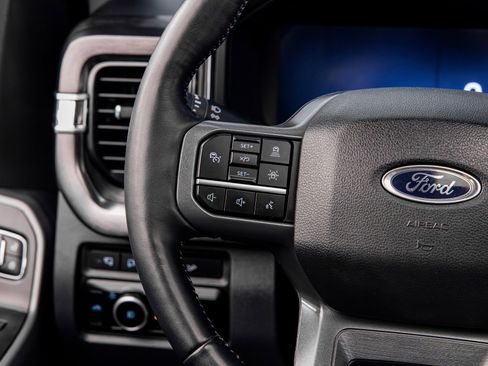 Used 2024 Ford F250 Lariat w/ Lariat Ultimate Package image 48