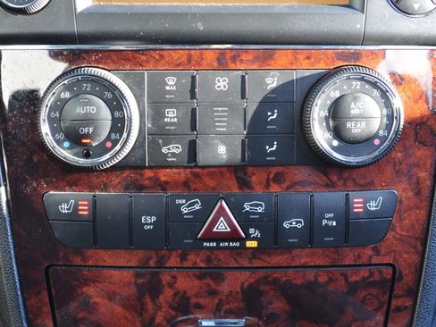 Used 2010 Mercedes-Benz GL 450 4MATIC image 22