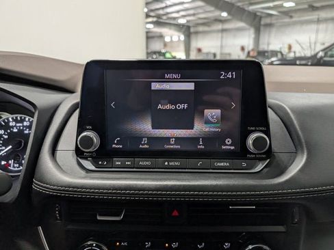 Used 2021 Nissan Rogue S image 23