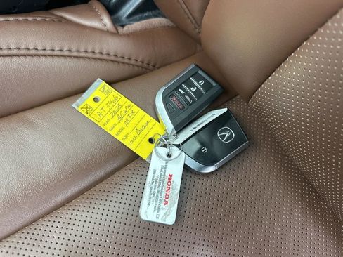 Used 2023 Acura MDX Technology image 39