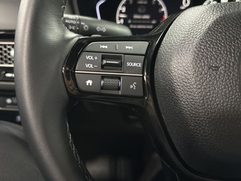 Used 2025 Honda Civic Sport image 19