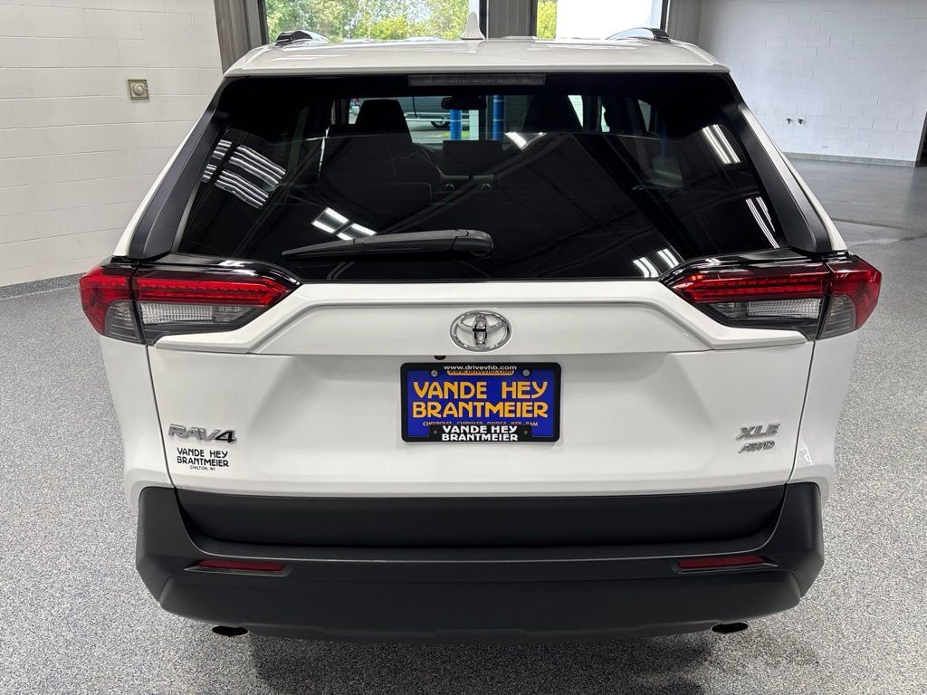 Used 2023 Toyota RAV4 XLE w/ Convenience Package AWD/4WD image 6