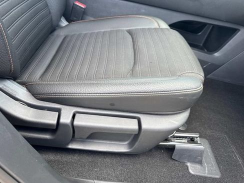 Used 2025 Nissan Pathfinder Rock Creek AWD/4WD image 17