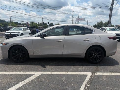 Used 2024 MAZDA MAZDA3 s FWD image 4