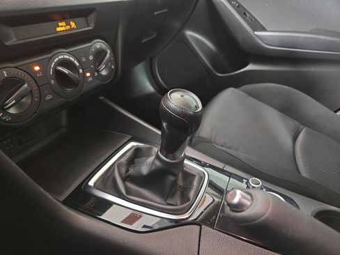 Used 2016 MAZDA MAZDA3 i Sport image 22