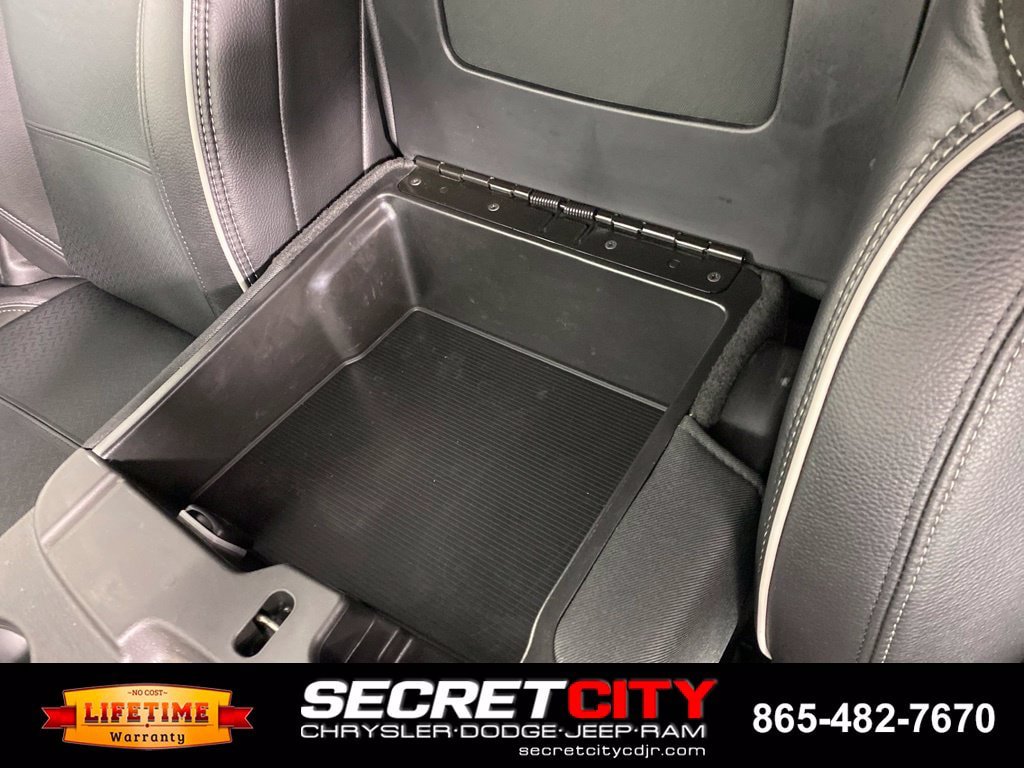 Used 2026 RAM 2500 Laramie AWD/4WD image 25