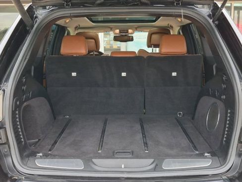 Used 2011 Jeep Grand Cherokee Overland Summit image 8