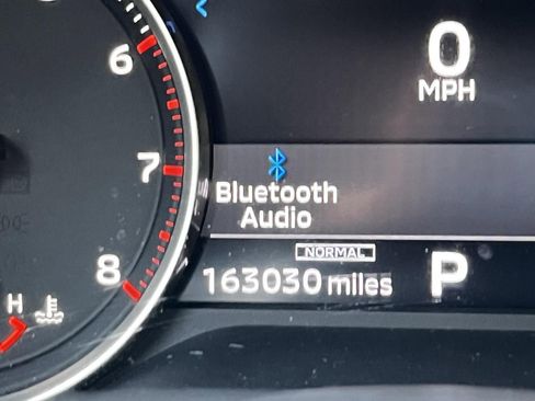 Used 2022 Mitsubishi Outlander ES image 36