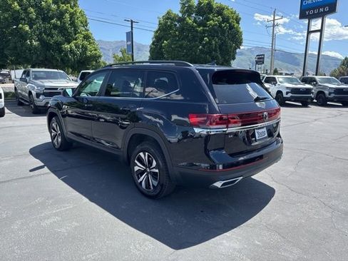 Used 2024 Volkswagen Atlas SE AWD/4WD image 5