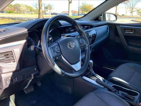 Used 2016 Toyota Corolla S image 16