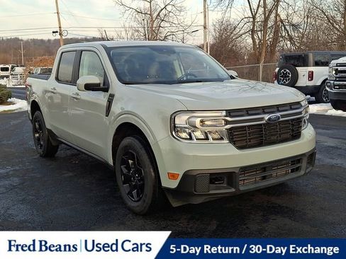 Certified 2022 Ford Maverick Lariat w/ Equipment Group 500A Standard image 2