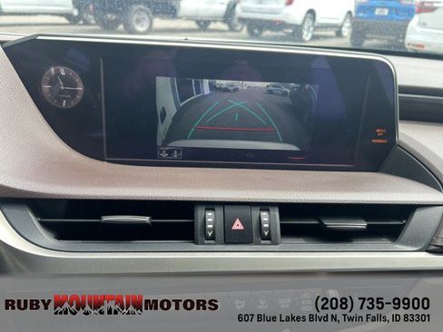 Used 2021 Lexus ES 350 w/ Premium Package FWD image 9