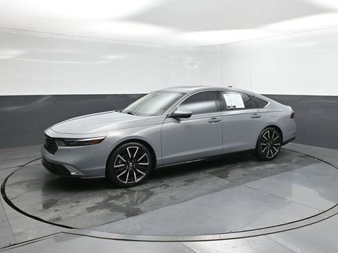 Used 2024 Honda Accord Touring image 34