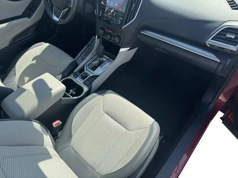 Used 2024 Subaru Forester Premium image 15