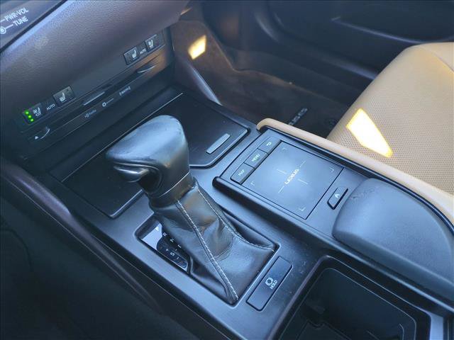 Used 2019 Lexus ES 350 w/ Premium Package FWD image 11
