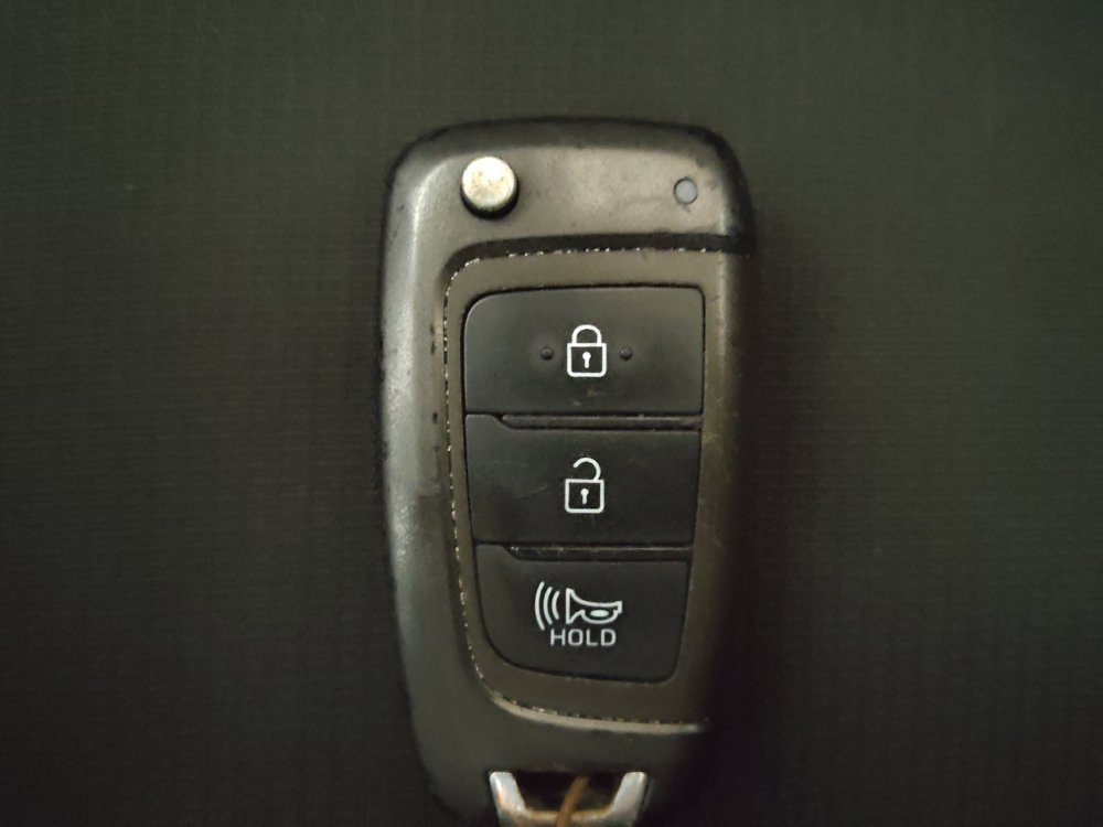 Used 2023 Hyundai Venue SEL FWD image 32