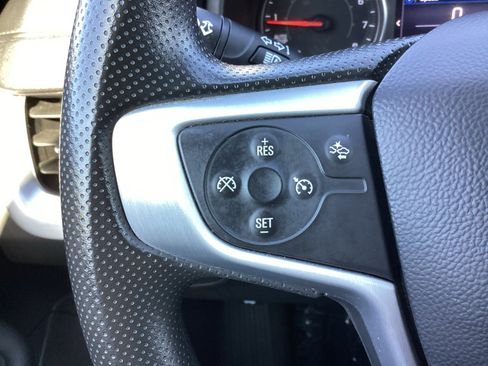 Used 2024 GMC Terrain SLE image 6