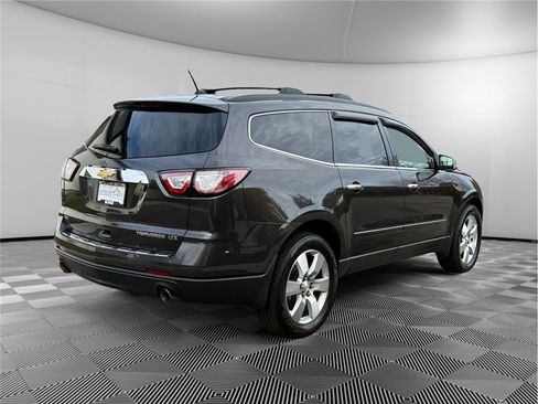 Used 2014 Chevrolet Traverse LTZ image 5
