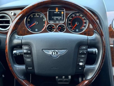 Used 2006 Bentley Flying Spur Flying Spur AWD/4WD image 15