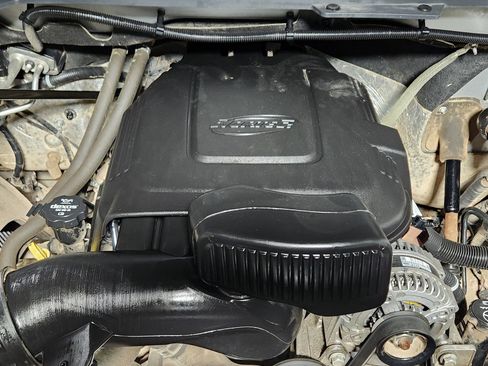 Used 2019 Chevrolet Silverado 2500 W/T image 35