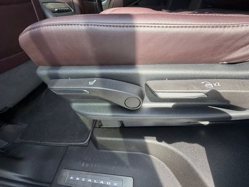 Used 2023 Cadillac Escalade V w/ Heavy-Duty Trailer Package AWD/4WD image 29