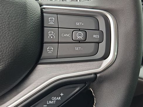 New 2026 Jeep Grand Wagoneer Limited AWD/4WD image 25