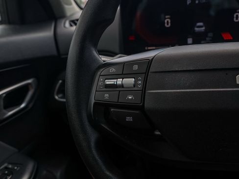 Used 2025 Kia K4 FWD image 25