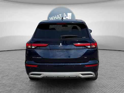 Used 2022 Mitsubishi Outlander SE AWD/4WD image 5