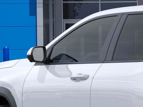 New 2026 Chevrolet Equinox LT w/ Convenience Package II image 12