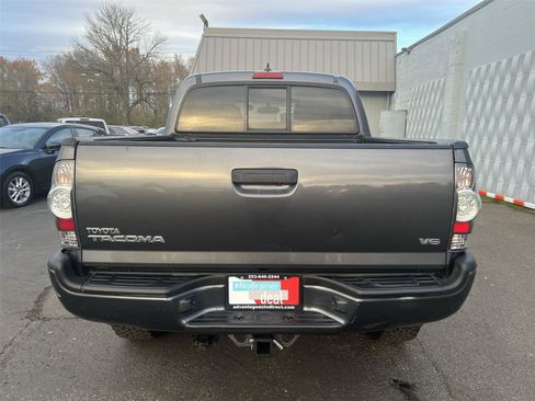 Used 2012 Toyota Tacoma 4x4 Double Cab image 5