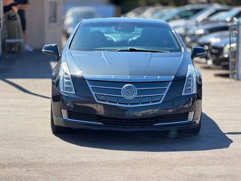 Used 2014 Cadillac ELR w/ Luxury Package FWD image 3
