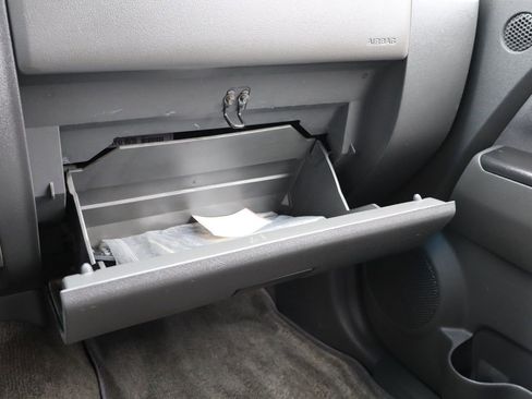 Used 2005 Chevrolet Colorado LS image 33