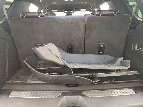 Used 2024 Chevrolet Tahoe Premier image 19